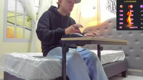 Snapshot of rhaegal_hot chatting on 02/09/25, 02:29 Rhaegal online show from 02/09/25, 02:29