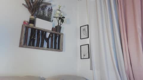 Snapshot of rhaenyra_ chatting on 12/10/24, 03:44 Rhaenyra online show from 12/10/24, 03:44