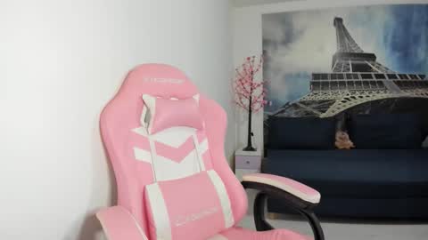 rheaetthan online show from 04/30/26, 08:48