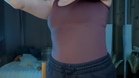 Nanami online show from 03/12/26, 06:25