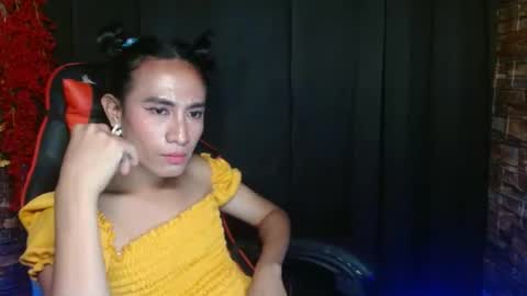 rhianesassy online show from 01/13/25, 05:33