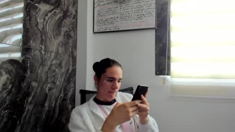 rhiannacoral online show from 02/25/25, 01:28