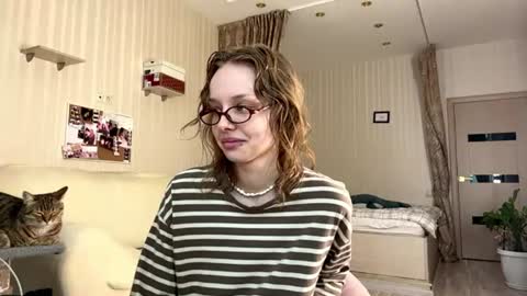 rhiannonmayberry online show from 07/17/26, 09:16