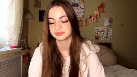 Anna online show from 11/09/25, 10:46