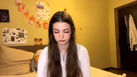 Anna online show from 12/17/25, 01:39