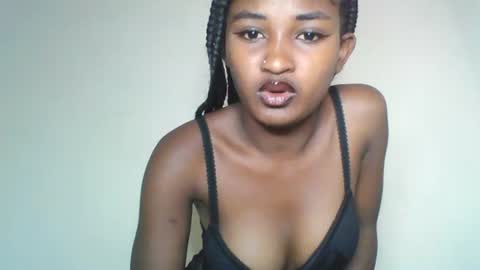 Snapshot of rhoanna chatting on 06/14/26, 11:23 rhoanna online show from 06/14/26, 11:23