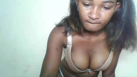 Snapshot of rhoanna chatting on 07/17/26, 08:46 rhoanna online show from 07/17/26, 08:46