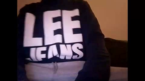 Snapshot of rhymes2479 chatting on 10/14/25, 04:46 Shaved cock ready online show from 10/14/25, 04:46