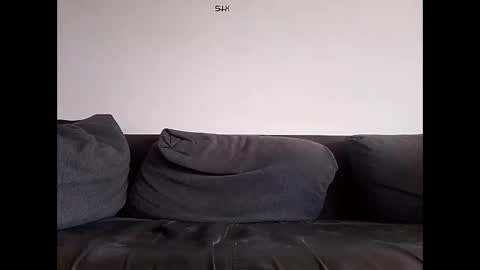 Snapshot of rhymes2479 chatting on 03/18/26, 08:17 Shaved cock ready online show from 03/18/26, 08:17