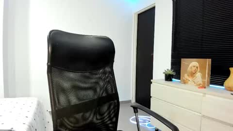 Snapshot of rhys_jagger_ chatting on 11/13/25, 10:03 rhys_jagger_ online show from 11/13/25, 10:03