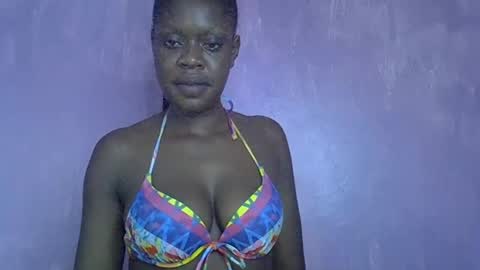 Snapshot of riana_sha chatting on 02/26/25, 10:31 riana_sha online show from 02/26/25, 10:31
