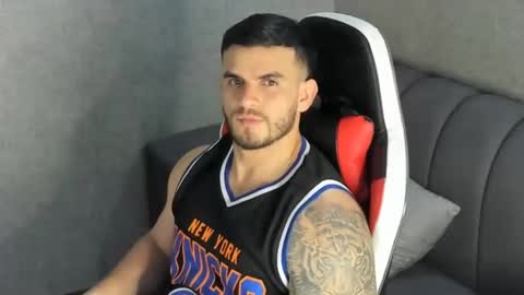 ricardogonzalez666 online show from 12/29/24, 02:06