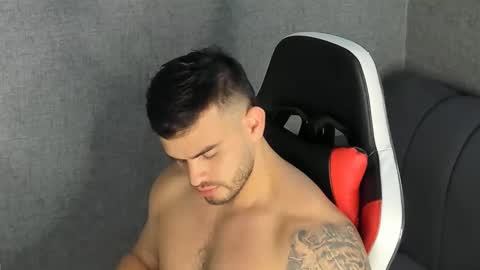 ricardogonzalez666 online show from 01/06/25, 11:42