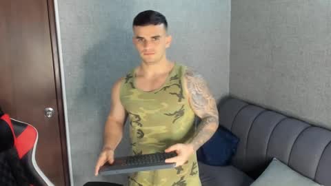 ricardogonzalez666 online show from 01/31/25, 06:24