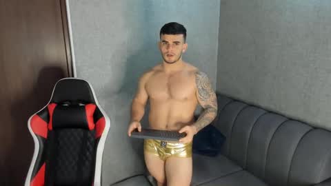 ricardogonzalez666 online show from 02/09/25, 09:06