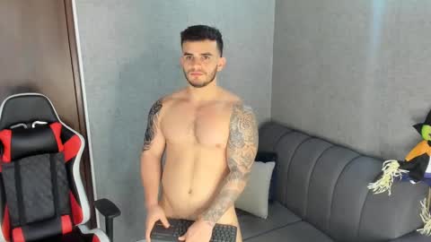 ricardogonzalez666 online show from 02/24/25, 04:26