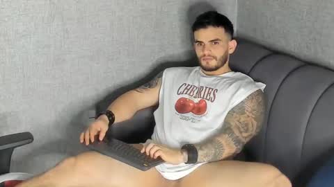 ricardogonzalez666 online show from 03/12/25, 04:19