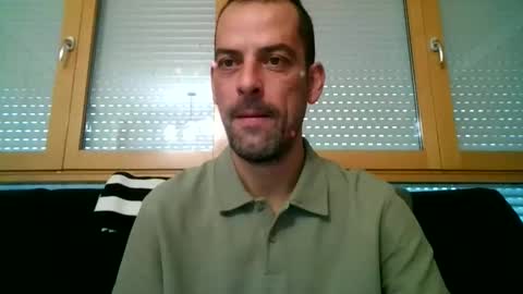 Snapshot of ricardohawtin chatting on 01/11/26, 02:44 ricardohawtin online show from 01/11/26, 02:44