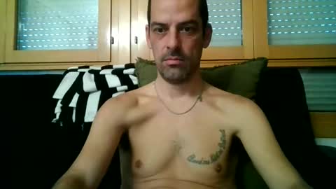 Snapshot of ricardohawtin chatting on 02/18/26, 05:31 ricardohawtin online show from 02/18/26, 05:31