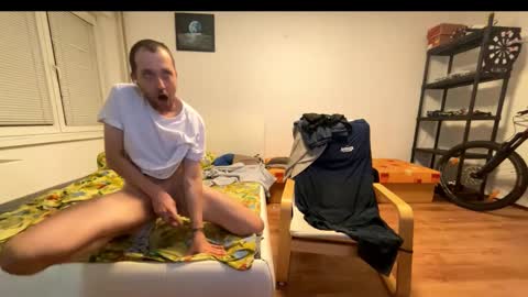 ricciardio online show from 10/05/25, 06:39