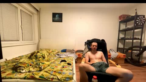 ricciardio online show from 10/06/25, 10:07