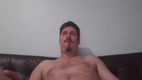 Snapshot of ricciestick chatting on 11/02/25, 02:30 ricciestick online show from 11/02/25, 02:30