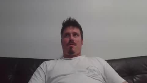 Snapshot of ricciestick chatting on 11/06/25, 01:50 ricciestick online show from 11/06/25, 01:50