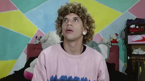 Snapshot of rich_de_la_rosa chatting on 01/09/25, 03:15 rich and kitty online show from 01/09/25, 03:15