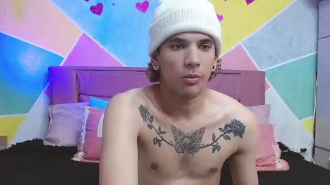 Snapshot of rich_de_la_rosa chatting on 09/18/25, 04:47 rich and kitty online show from 09/18/25, 04:47