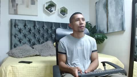 richar_voller online show from 02/08/25, 11:12