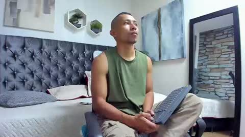 richar_voller online show from 06/10/26, 11:31