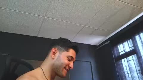 Snapshot of richard_milleer chatting on 06/30/26, 04:52 Ricardo online show from 06/30/26, 04:52