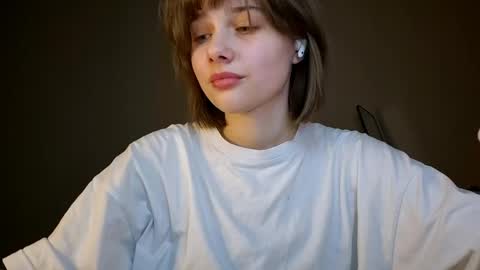 Luna online show from 04/26/26, 06:49