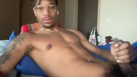 Snapshot of richchris66 chatting on 10/14/25, 01:01 richchris66 online show from 10/14/25, 01:01