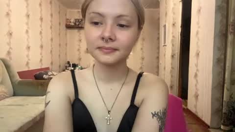 Snapshot of richellearmentrout chatting on 08/06/26, 03:58 jenny online show from 08/06/26, 03:58