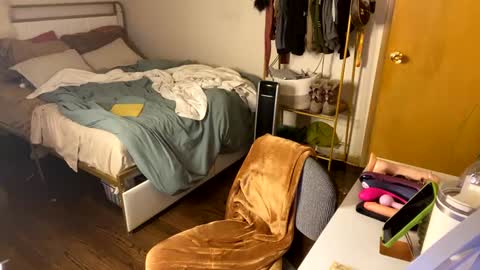 Snapshot of richhousewives chatting on 01/05/25, 07:49 Amber online show from 01/05/25, 07:49