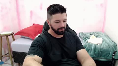 Snapshot of richrolland chatting on 02/12/25, 08:50 Rickseduction online show from 02/12/25, 08:50