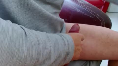 Snapshot of richy3769 chatting on 11/03/25, 02:51 richard online show from 11/03/25, 02:51