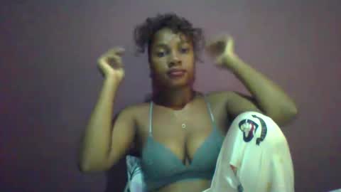 ricie001 online show from 03/23/26, 07:45