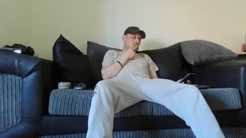 Snapshot of rick_olson chatting on 08/01/26, 08:02 Rickolson online show from 08/01/26, 08:02
