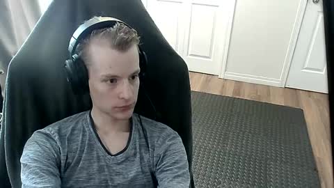 Snapshot of rickgosling chatting on 09/24/25, 07:39 rickgosling online show from 09/24/25, 07:39