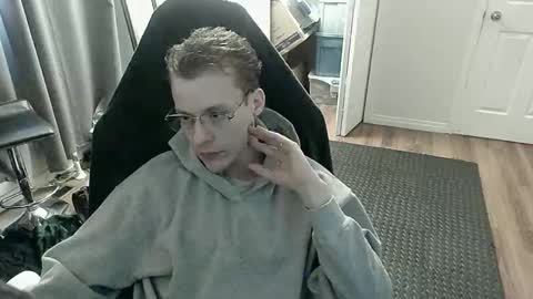 Snapshot of rickgosling chatting on 11/14/25, 04:38 rickgosling online show from 11/14/25, 04:38