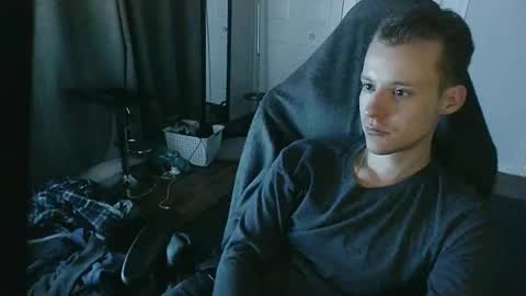 Snapshot of rickgosling chatting on 01/13/26, 02:22 rickgosling online show from 01/13/26, 02:22