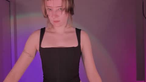 Snapshot of rickisanchez chatting on 11/15/25, 07:54 RickiSanchez online show from 11/15/25, 07:54