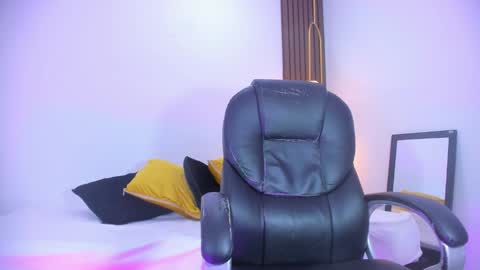 Ricky  online show from 12/13/24, 02:32