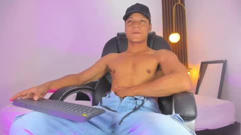 Ricky  online show from 01/18/25, 09:34