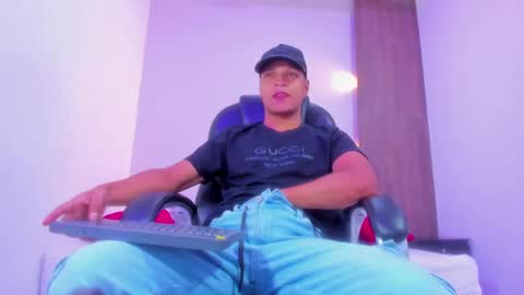 Ricky  online show from 02/08/25, 09:57