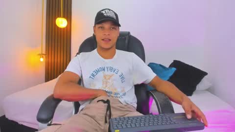 Ricky  online show from 02/13/25, 09:27