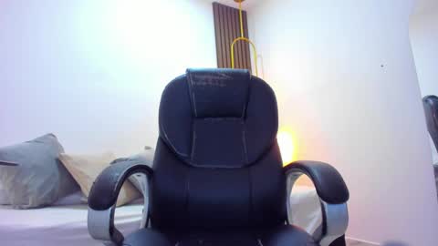 Ricky  online show from 03/06/25, 08:05