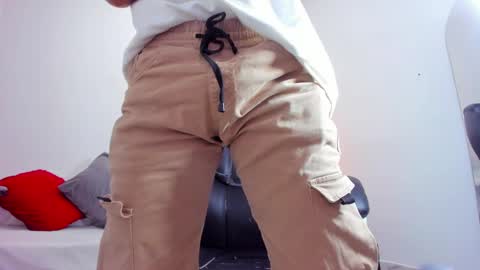 Ricky  online show from 03/08/25, 03:45